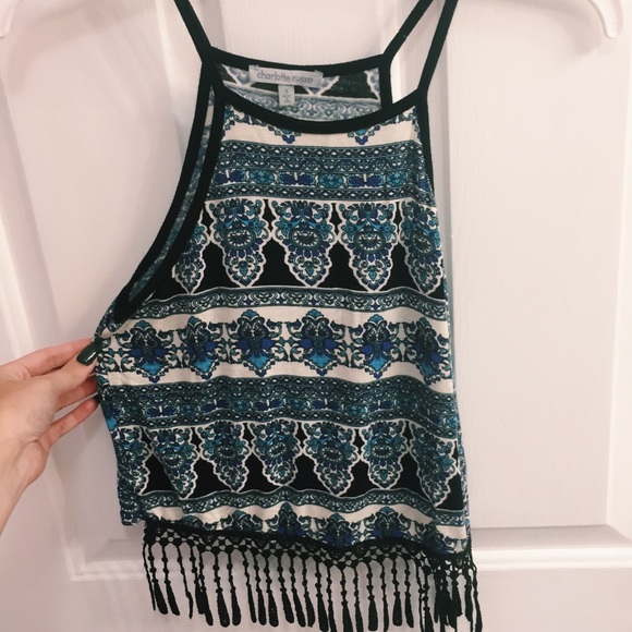 Cute trendy top! - Picture 4 of 4